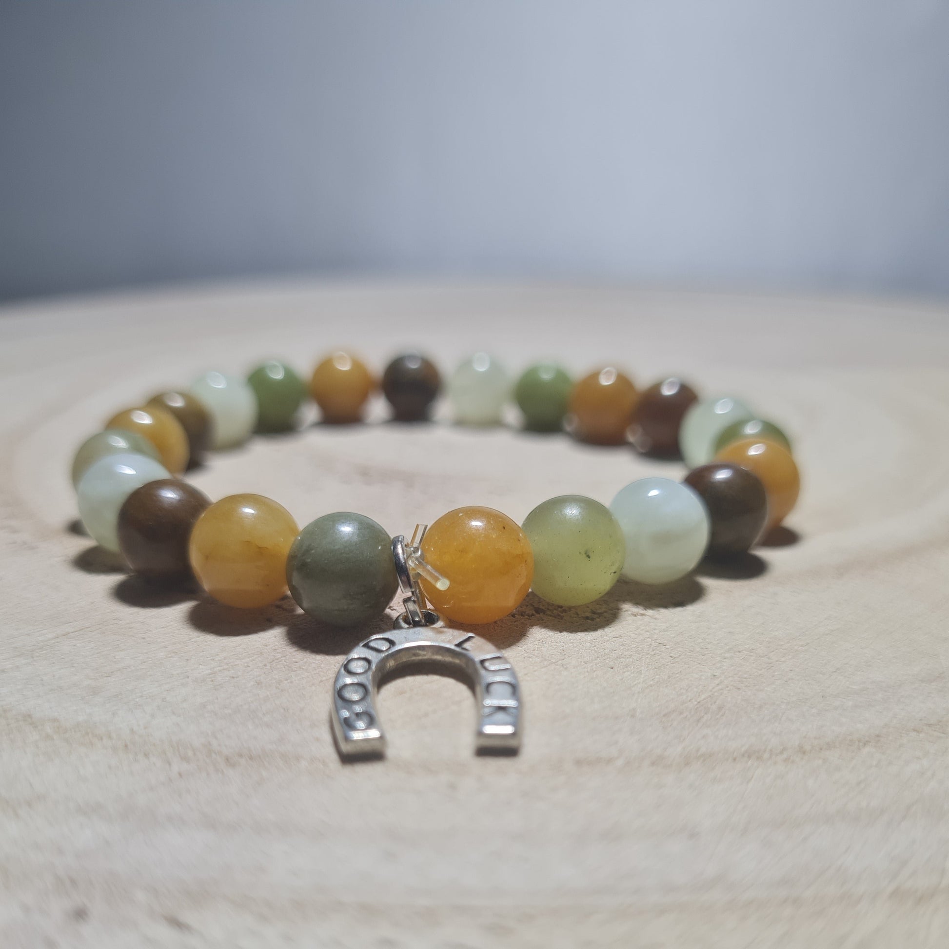 Bracelet Pierre de Lune & Fer à Cheval - Éclat et Chance